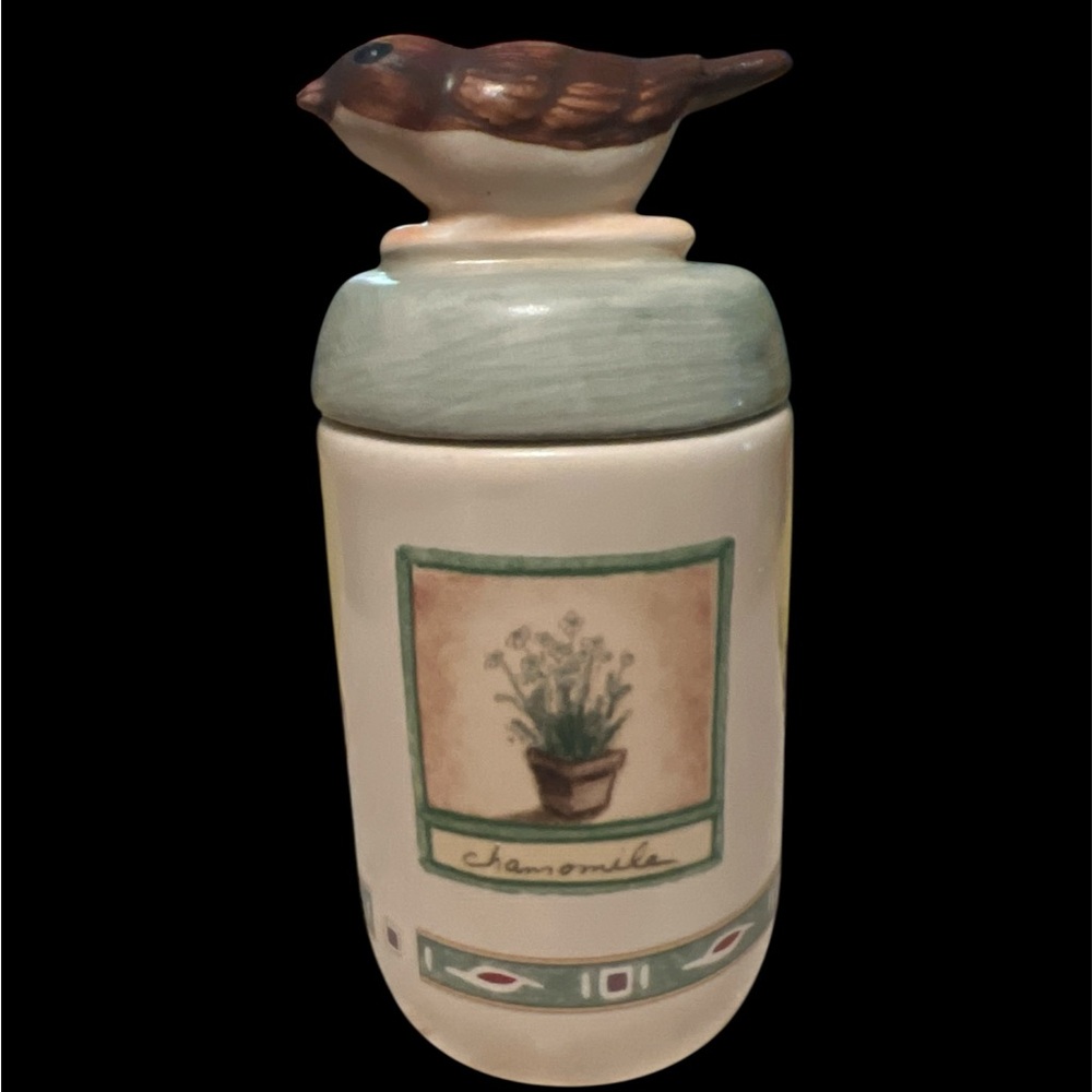 Pfaltzgraff filled  candle naturewood pattern Ceramic Bird Lid new not used